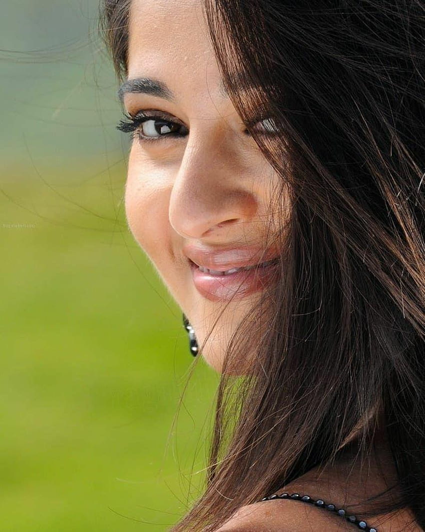 Anushka Shetty Neu für Android, Anushka Shetty ganz nah HD-Handy-Hintergrundbild