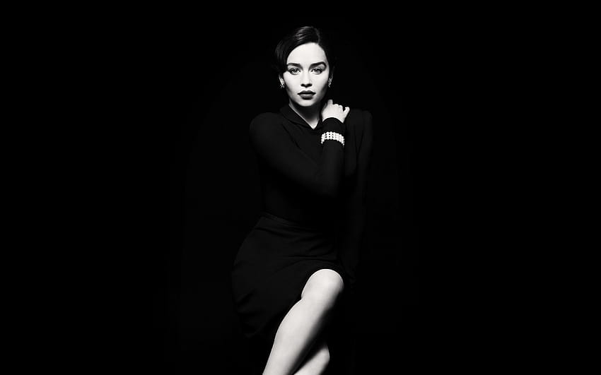 : women, simple background, brunette, looking at viewer, celebrity, actress, Gentleman, Emilia Clarke, glamour, entertainment, darkness, black and white, monochrome graphy, performing arts 3840x2400, women simple HD wallpaper