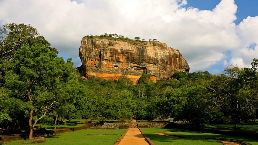 Sigiriya Lion Rock HD wallpaper