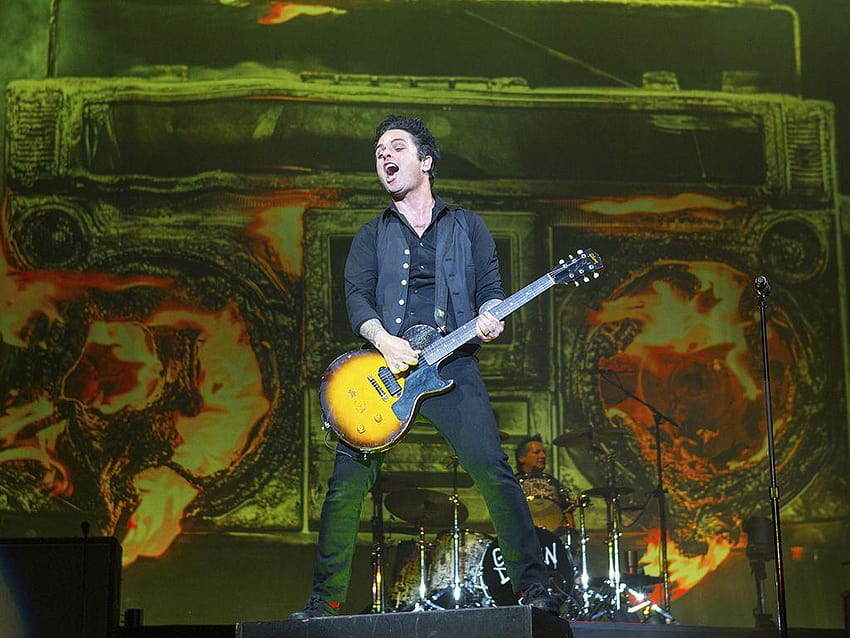 Били Джо Армстронг от Green Day говори за баща си, зеленият ден ме събуди, когато септември свърши HD тапет