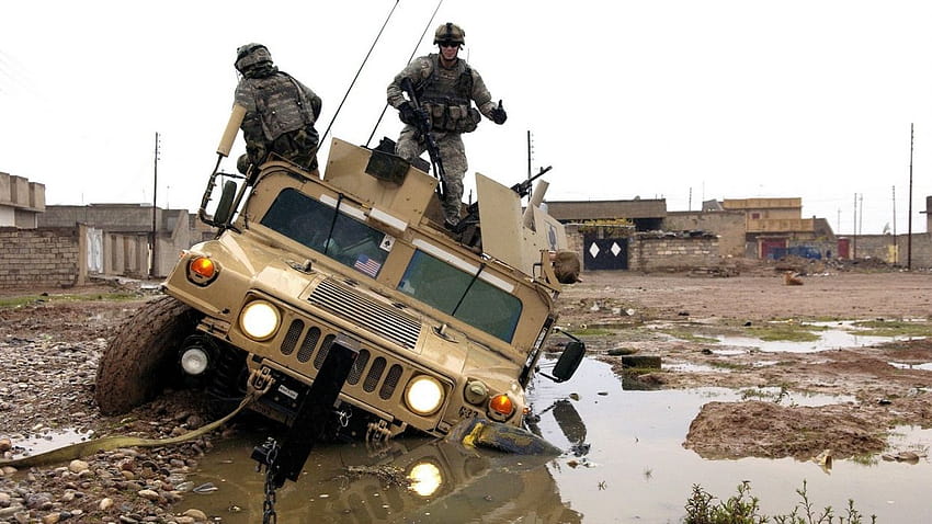 Kriegsversagen Irak US-Armeefahrzeuge Hummer, Armeeautos HD-Hintergrundbild