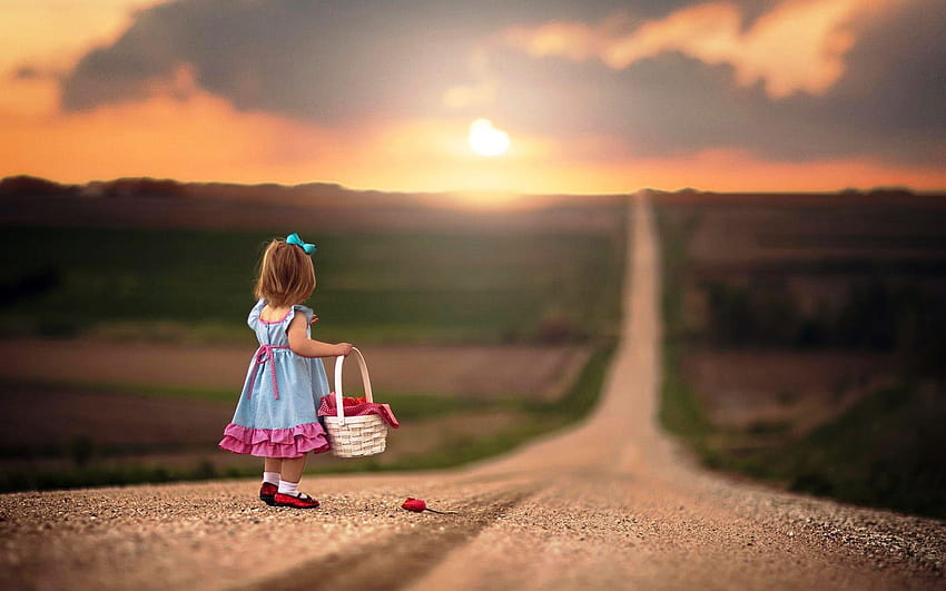 Very small girl on the lonely road latest HD wallpaper | Pxfuel
