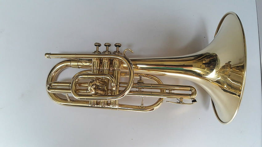 Bach B1105 Marching Mellophone Brass With Hard Case 온라인 판매 HD 월페이퍼