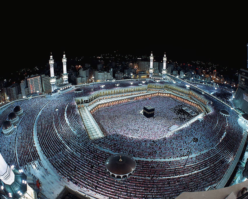 Premium Vector  Realistic islamic pilgrimage haji concept