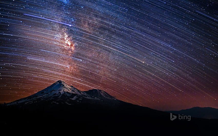Star trails over Mount Shasta in California, aurora star trail HD ...