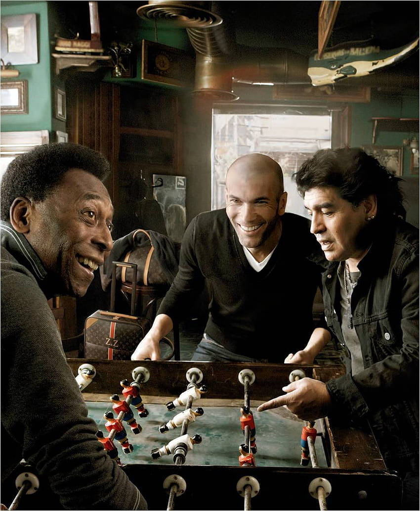 Pelé, Zidane e Maradona per Louis Vuitton, Maradona e Pelé Sfondo del telefono HD