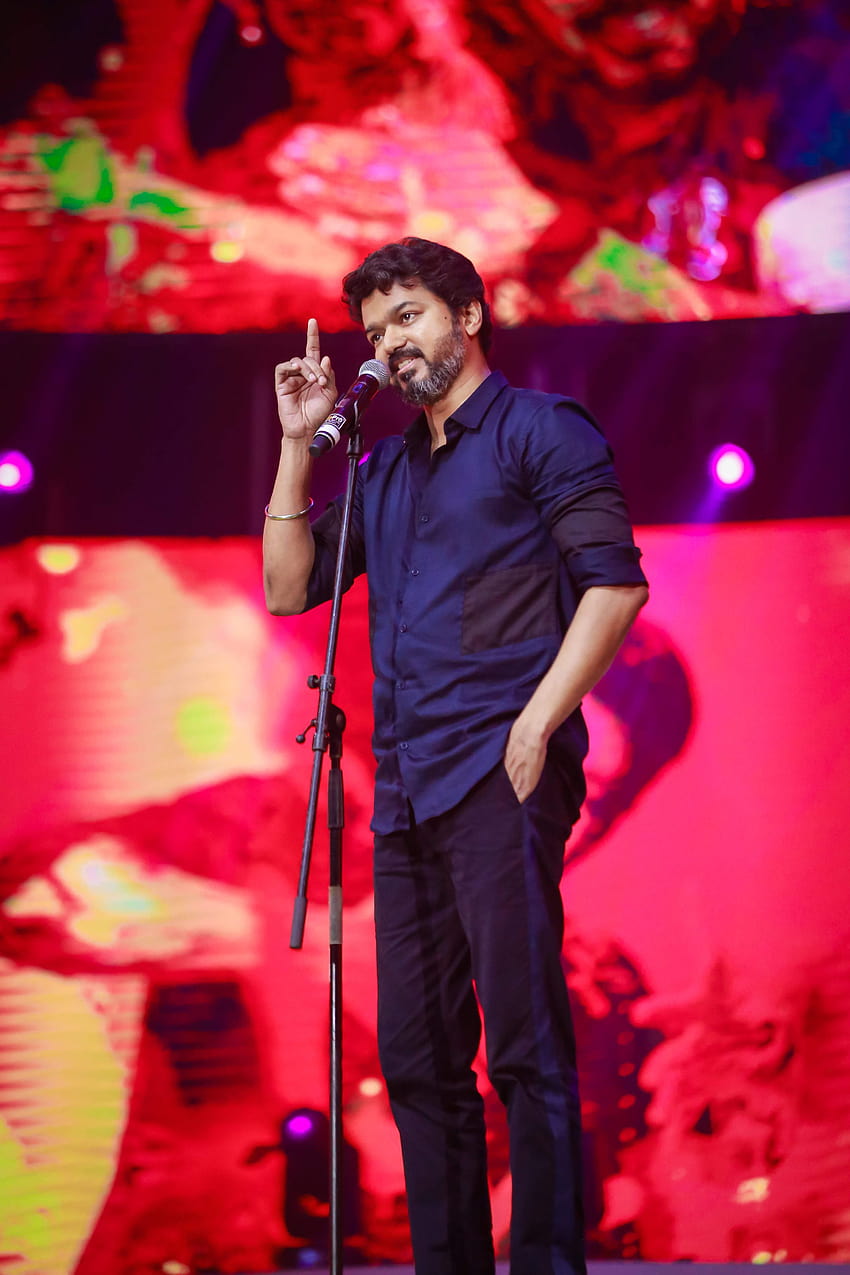 Brand new stills from the audio launch of the Vijay starrer Bigil, bigil audio launch stills HD phone wallpaper