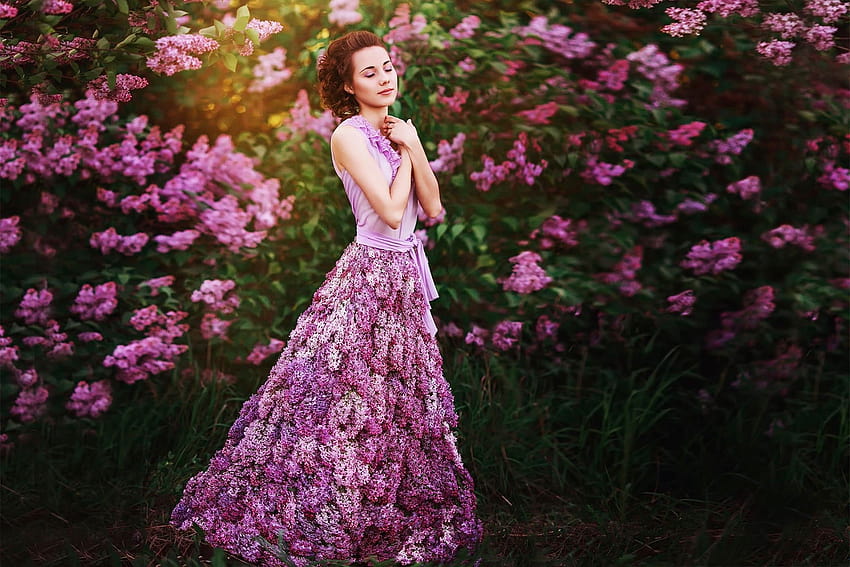 Girls And Flowers posted by Michelle Mercado, beautiful dress girl HD ...
