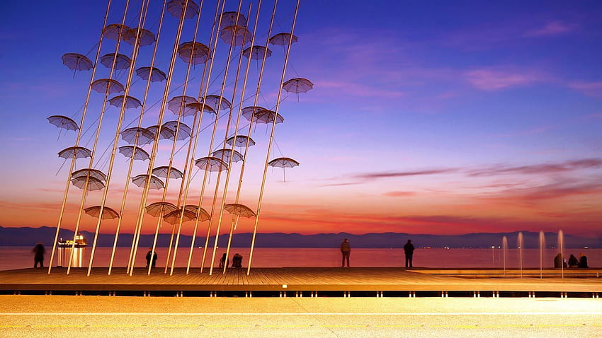 Regenschirme“, von George Zongolopoulos, Mazedonisches Museum, Thessaloniki HD-Hintergrundbild