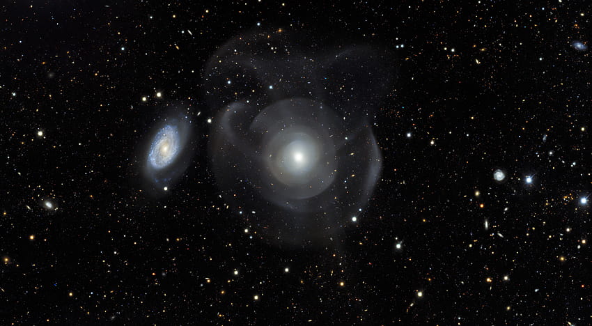 Elliptical galaxy NGC 474 HD wallpaper