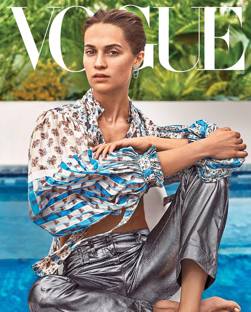 Alicia Vikander Vogue Magazine Mart 2018'de, alicia vikander 2018 HD telefon duvar kağıdı