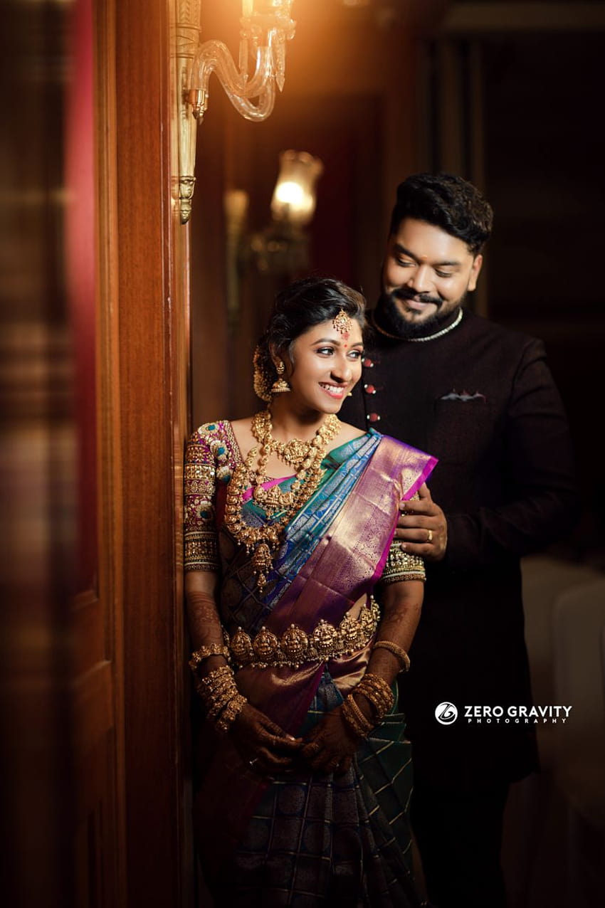 Portrait Lovely Indian Couple Smiling Posing Stock Photo 1351550456 |  Shutterstock