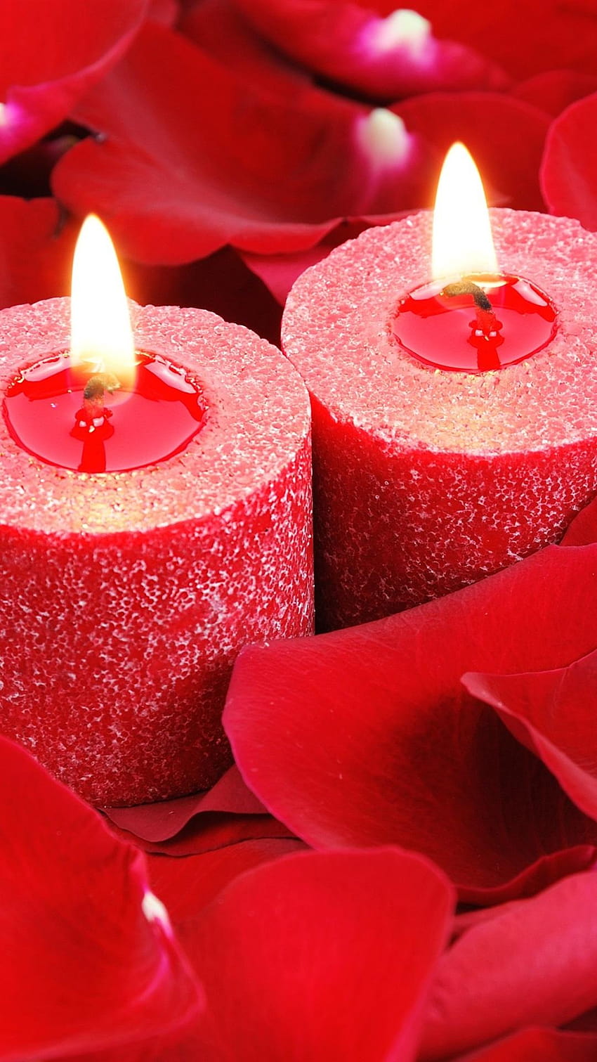 Candele rosse, fiamma, petali di rosa, romantico 1080x1920 iPhone 8, rose e candele rosse natalizie Sfondo del telefono HD