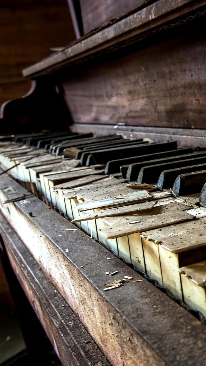 Old Piano for iPhone 8 HD phone wallpaper