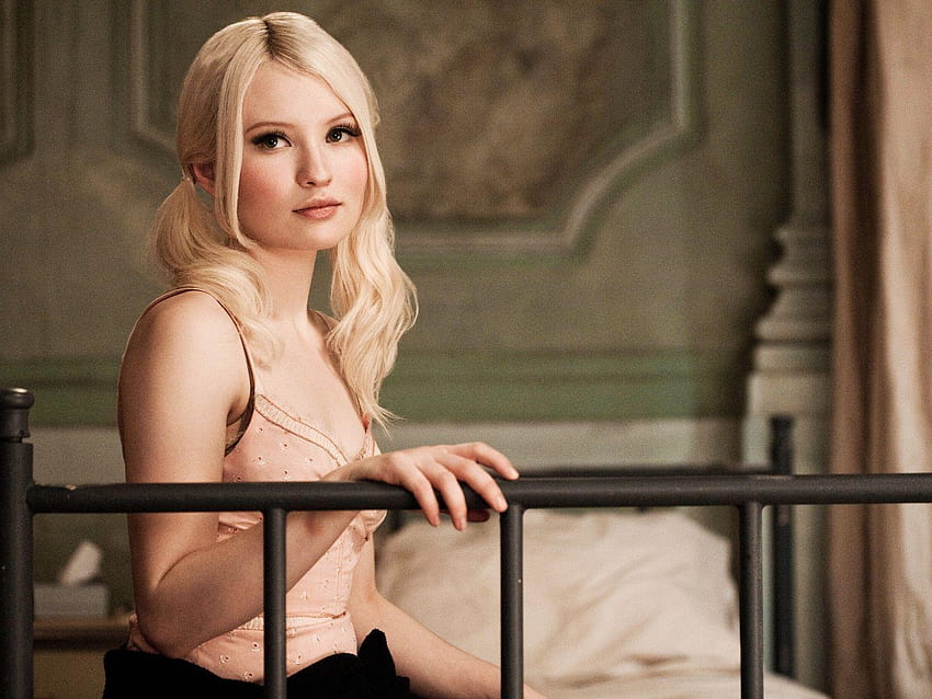 Emily Browning in Sucker Punch, emily browning sucker punch HD wallpaper