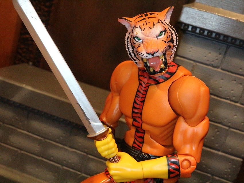 Churrasco de Figura de Ação: Revisão de Figura de Ação: Tigre de Bronze da DC Universe Classics por Mattel papel de parede HD