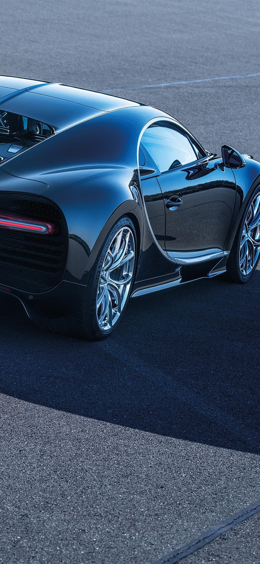 Bugatti Chiron black supercar rear view 1242x2688 iPhone XS, bugatti iphone HD phone wallpaper