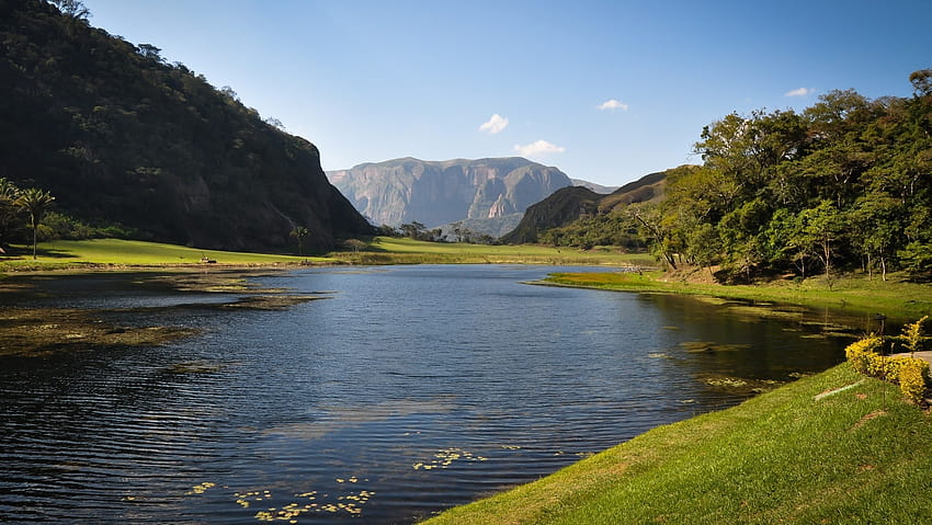 2142x1206 Golf paradise bolivia lakes samaipata 2142x1206, golfers paradise HD wallpaper