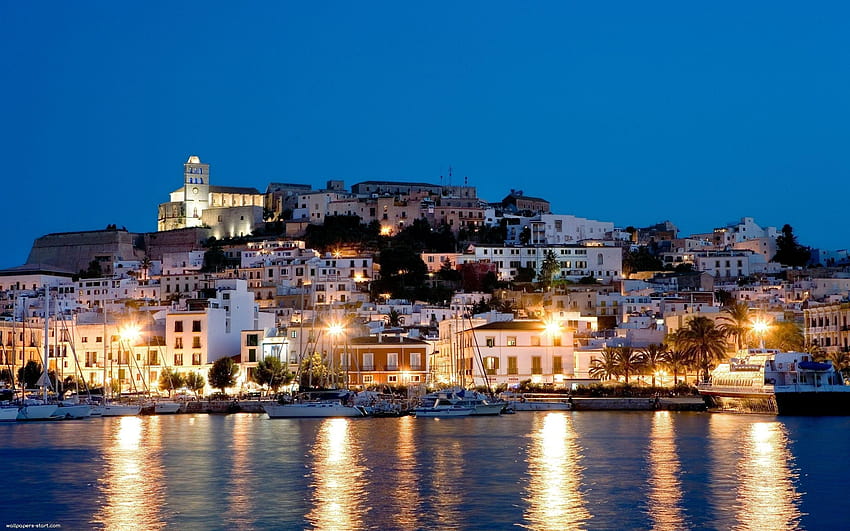 Ibiza bei Nacht HD-Hintergrundbild