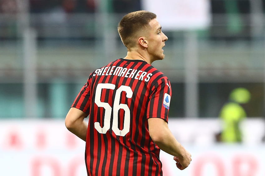 Rossoneri 6 Şubat'ta Toplanıyor: AC Milan, Saelemaekers'ı Sağ Bek, alexis saelemaekers'a Taşımayı Düşünüyor HD duvar kağıdı
