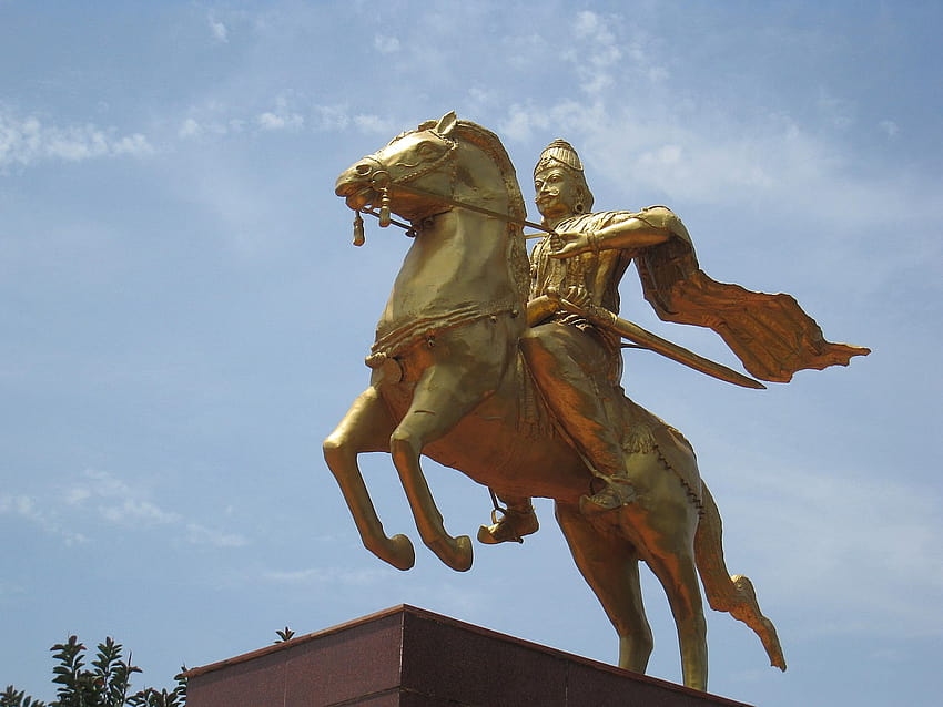 12 of the Magnificent King of India Raja Raja Chola the 1st – TourHistory, tamil king HD wallpaper