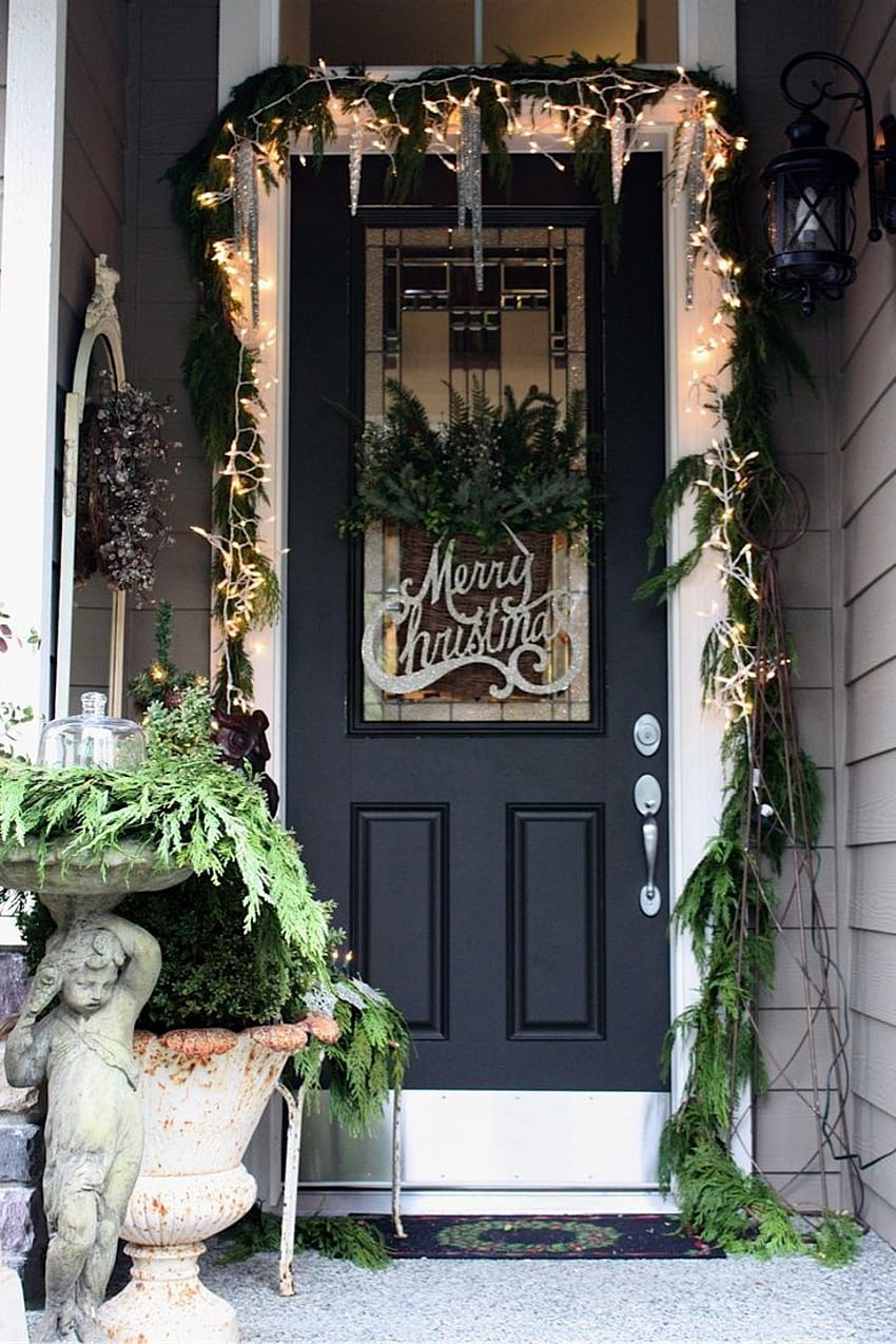 Top 40 Christmas Door Decoration Ideas From Pinterest, christmas porch HD phone wallpaper