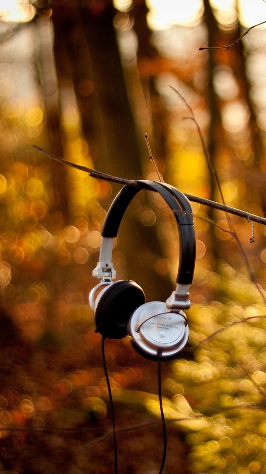 Earphones Background Images HD Pictures and Wallpaper For Free Download   Pngtree
