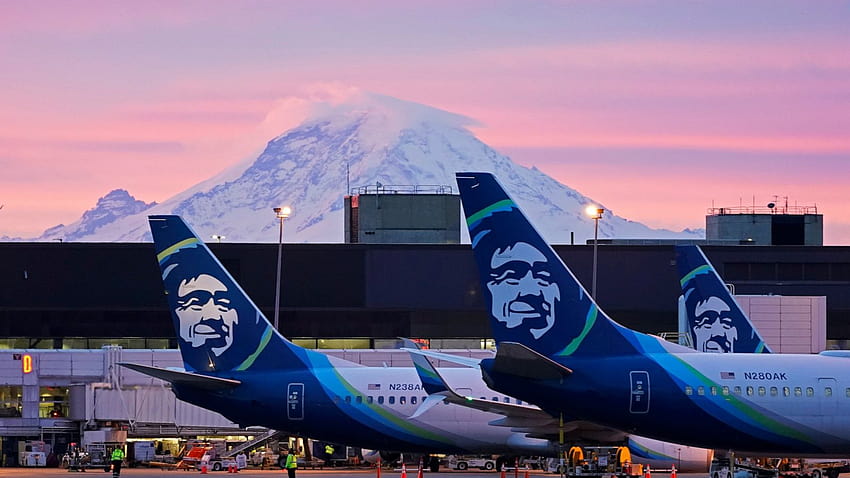 Alaska Air przycina styczniowe loty, aby poradzić sobie z wybuchem wirusa, linie lotnicze Alaska Tapeta HD