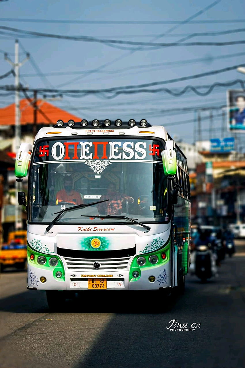 Oneness Travels, autobús turístico Kerala fondo de pantalla del teléfono