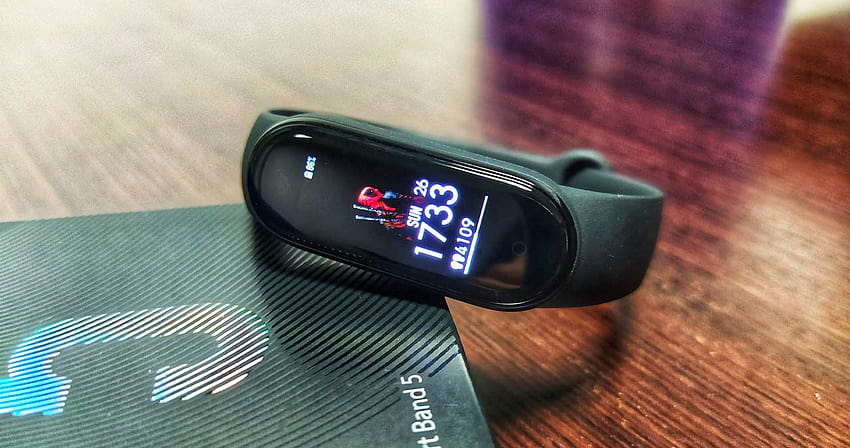 Five useful tips to increase the autonomy of your Xiaomi Mi Band 5 HD wallpaper