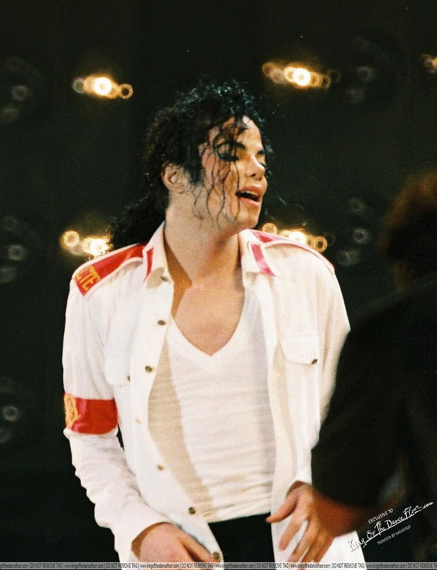 HQ pics of MJ performing MITM in Dangerous tour?, michael jackson dangerous HD phone wallpaper