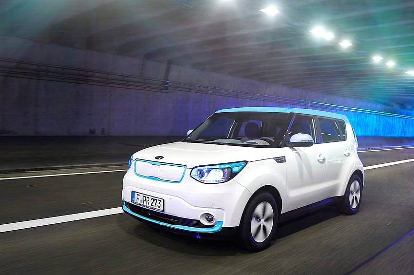 Electrifying: Lease a 2015 Kia Soul EV for $249 a Month HD wallpaper