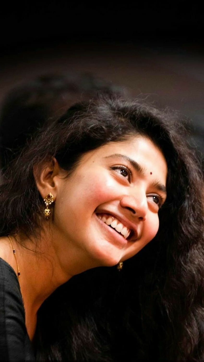 Actress Sai Pallavi HD phone wallpaper