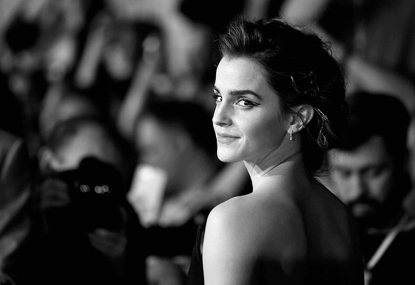 Emma Watson In Black, black and white 2017 HD wallpaper