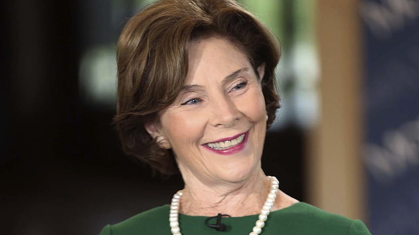 Die ehemalige First Lady Laura Bush nennt die aktuelle Einwanderungspolitik „grausam“ und „unmoralisch“ HD-Hintergrundbild