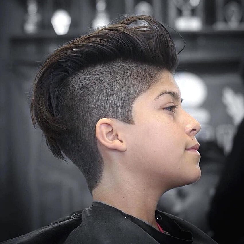 With cleavers and blowtorches, Pakistan barber offers hair-raising cuts |  Inquirer News