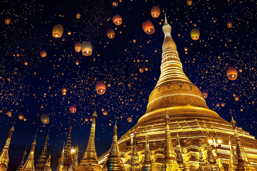 Piccoli palloni ad aria calda sopra la Pagoda di Shwedagon. Vedrai questo panorama mozzafiato quando visiterai il Myanmar in ottobre, a yangon Sfondo HD