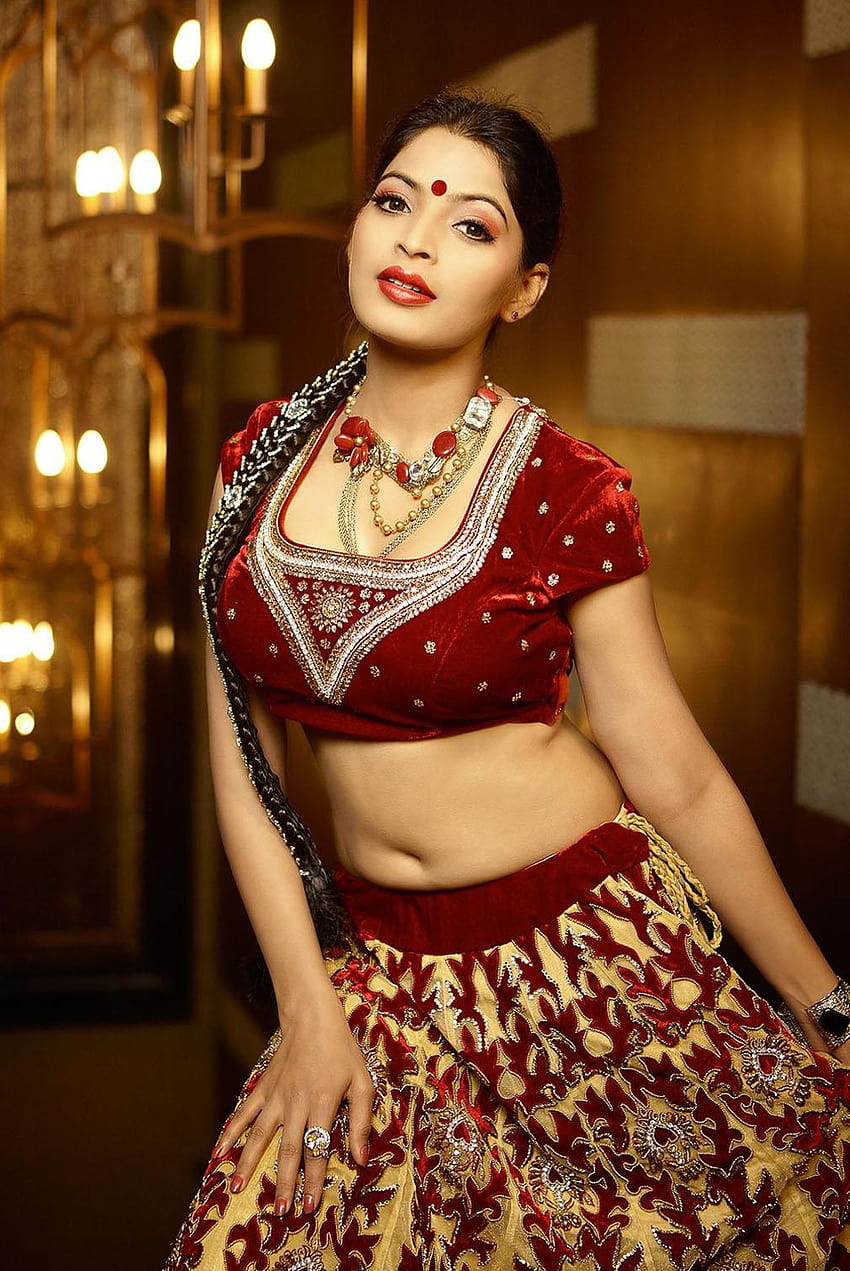 South Actress Sanchita Shetty Hot Navel HD phone wallpaper