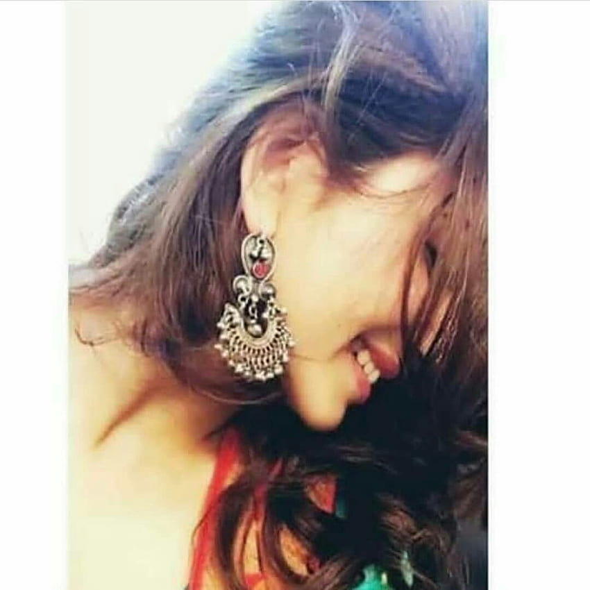 Very beautiful girls face hide earrings collection||whatsapp dp, Instagram  profile, facebook profile - YouTube