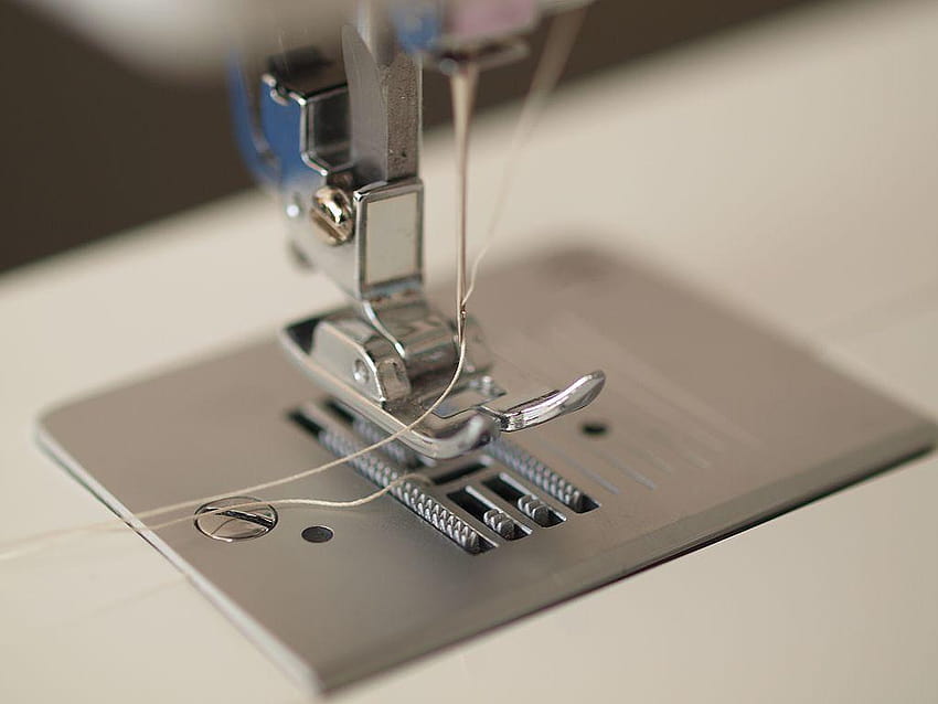 Archivo:Máquina de coser con rosca de dos hilos.jpg fondo de pantalla
