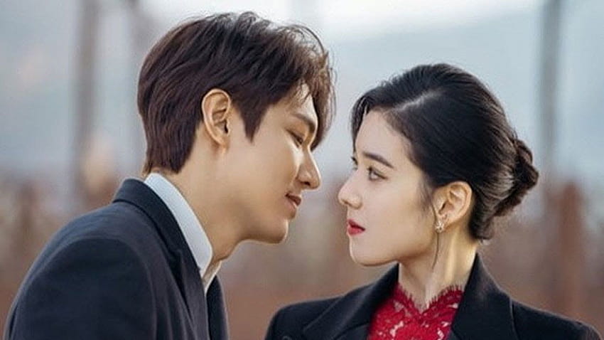 Lee Min Ho besa a Jung Eun Chae fondo de pantalla