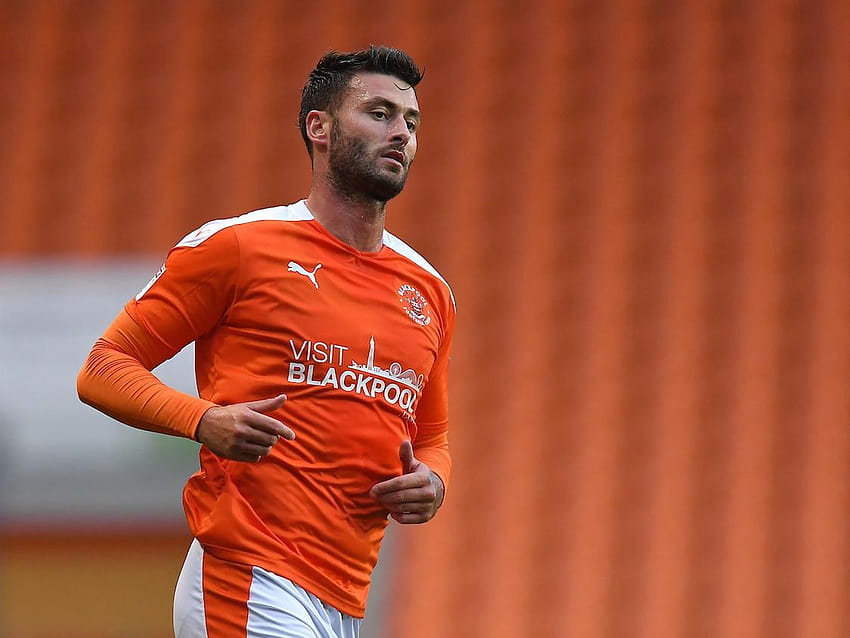 Neil Critchley explains Gary Madine's surprise absence during Blackpool's win against Northampton Town HD wallpaper