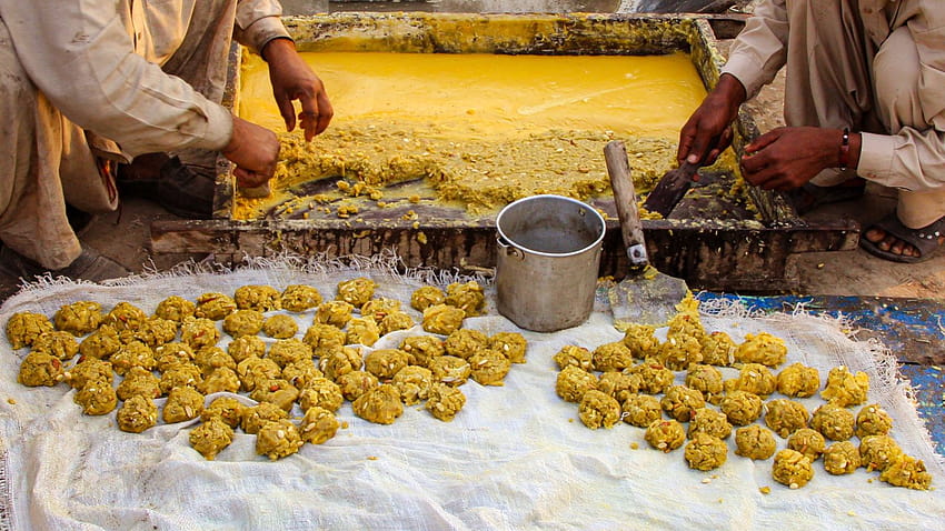 Jaggery, an indigenous medicinal food or a delectable dessert? HD wallpaper