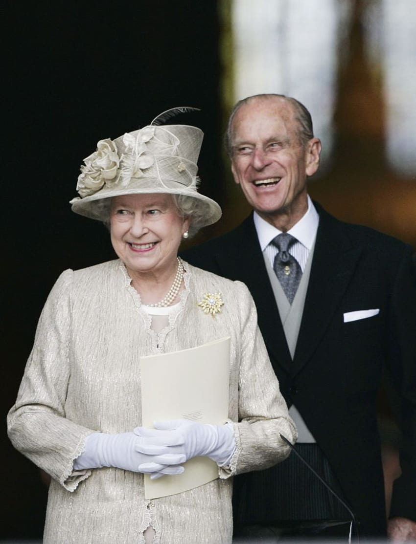 The Queen and Prince Philip's sweetest moments, in, funny queen HD phone wallpaper