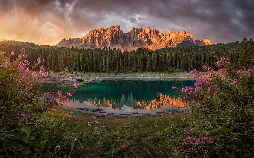 Sunset Lake Carezza Mount Catinaccio Mountains In South Tyrol, dolomites south tyrol HD wallpaper