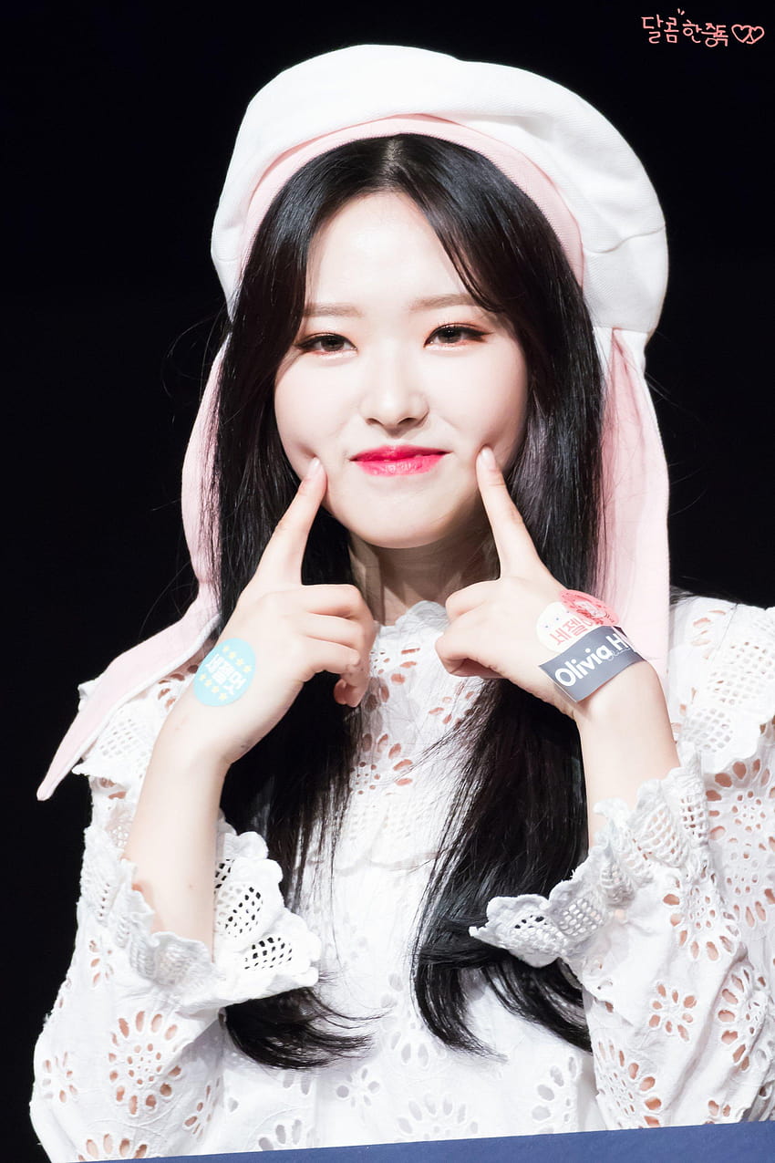 Olivia Hye HD phone wallpaper | Pxfuel