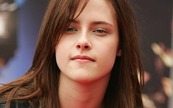 kristen stewart green eyes