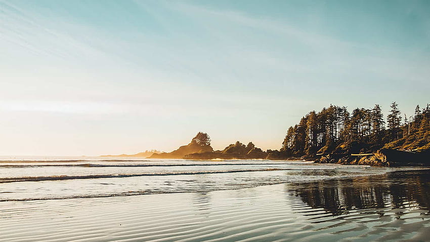 Pocket Guide to Tofino: Vancouver Island's Remote Surf Town HD wallpaper