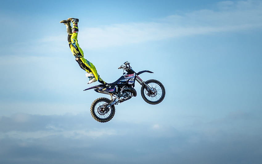 Motocross Bike High Jump Extreme Sports HD wallpaper