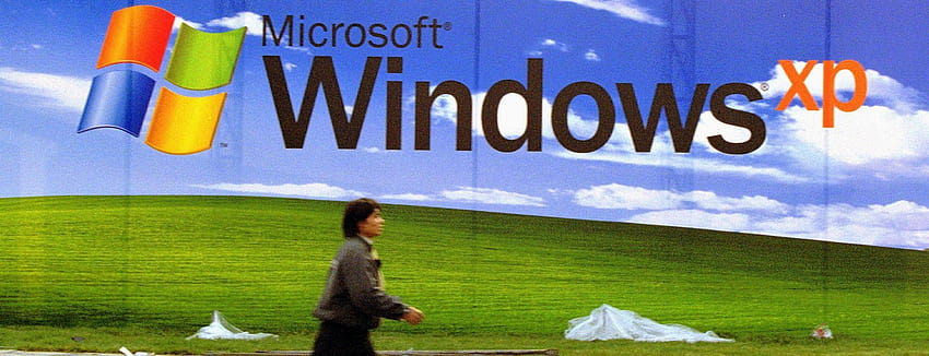 Bạn đã từng tự hỏi về nguồn gốc của hình nền Windows XP? Hãy xem hình ảnh để tìm hiểu về quá trình thiết kế và lựa chọn các hình ảnh này.